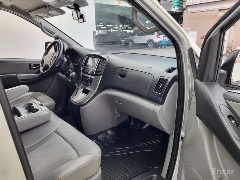 car Hyundai Grand Starex id339908 photo #18