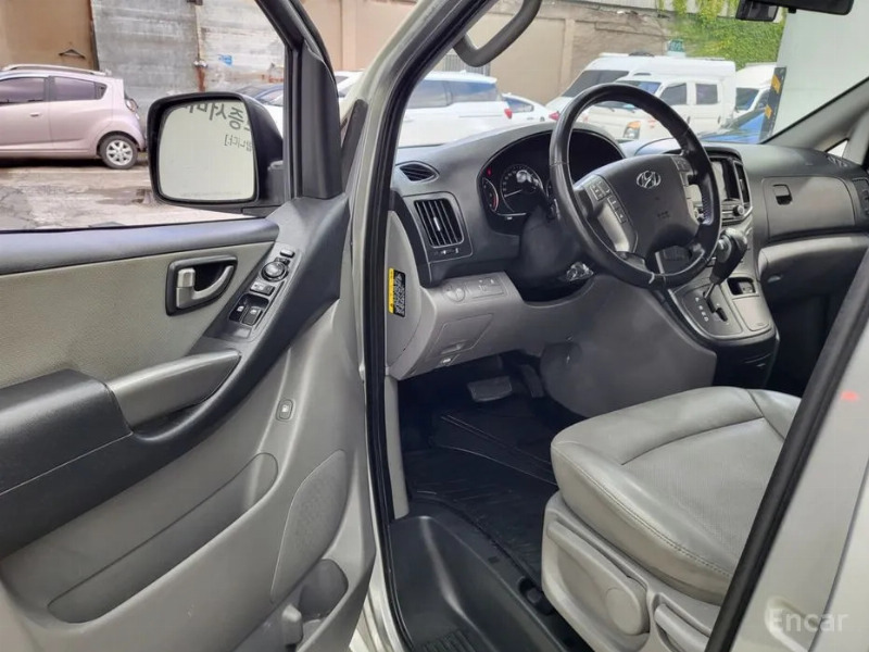 car Hyundai Grand Starex id339908 photo #19