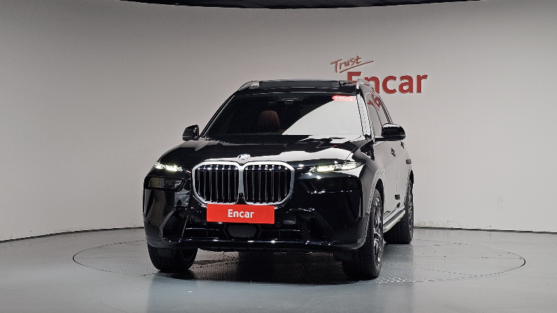 car BMW X7 id339963 photo #3
