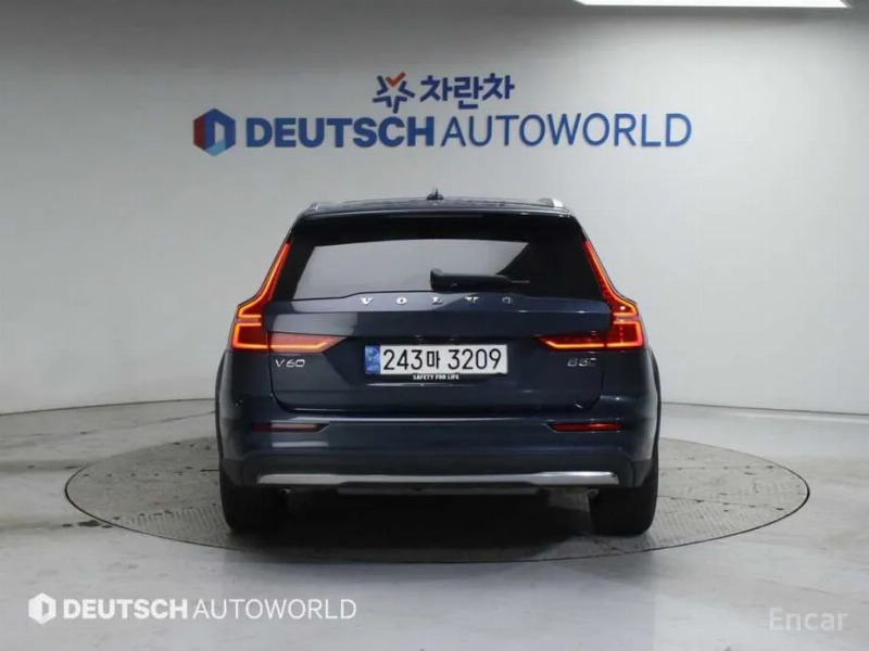 car Volvo V60 id339989 photo #4