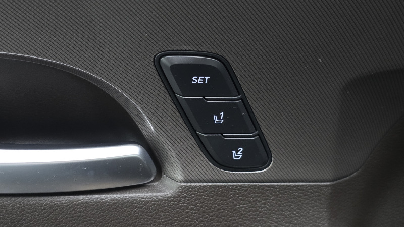 car Hyundai Santa FE id340128 photo #13