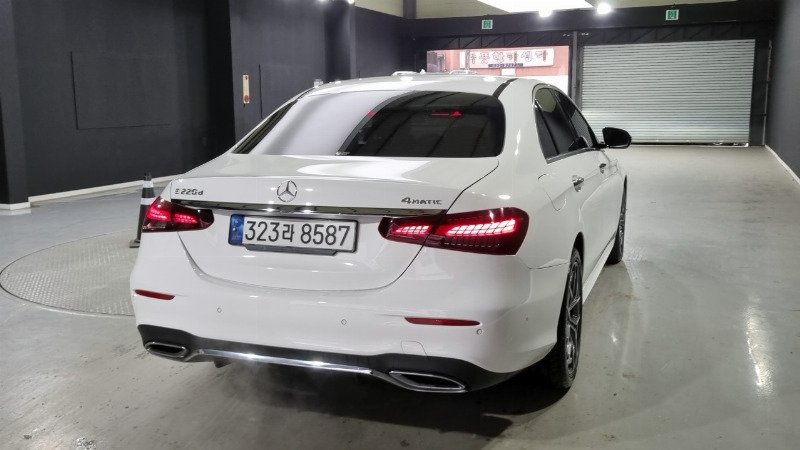 car Mercedes E-Class id340156 photo #3