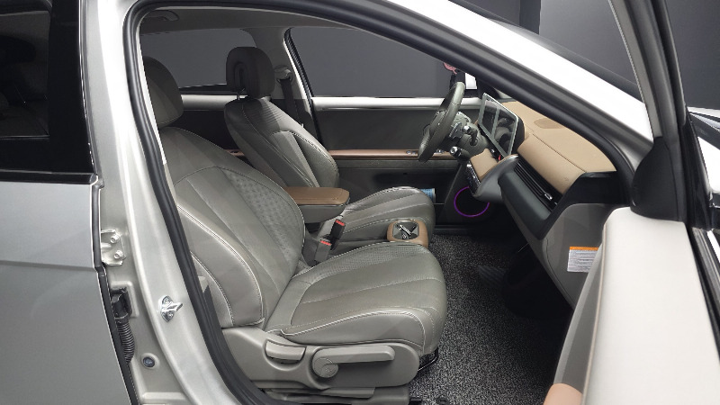 car Hyundai IONIQ 5 id340277 photo #26