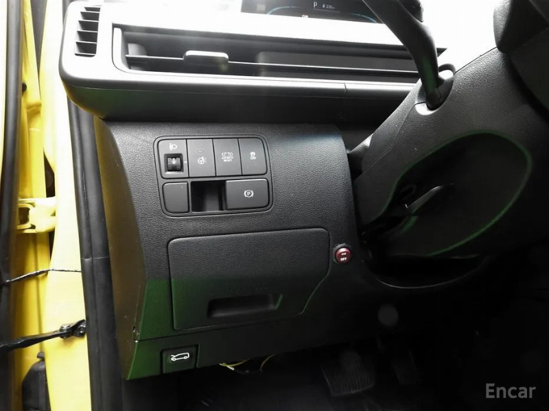 car Hyundai Staria id340349 photo #16