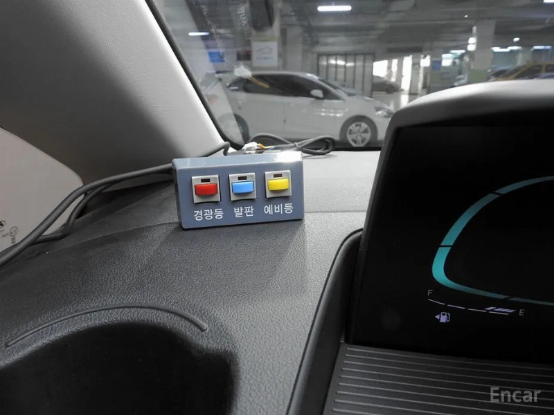 car Hyundai Staria id340349 photo #18