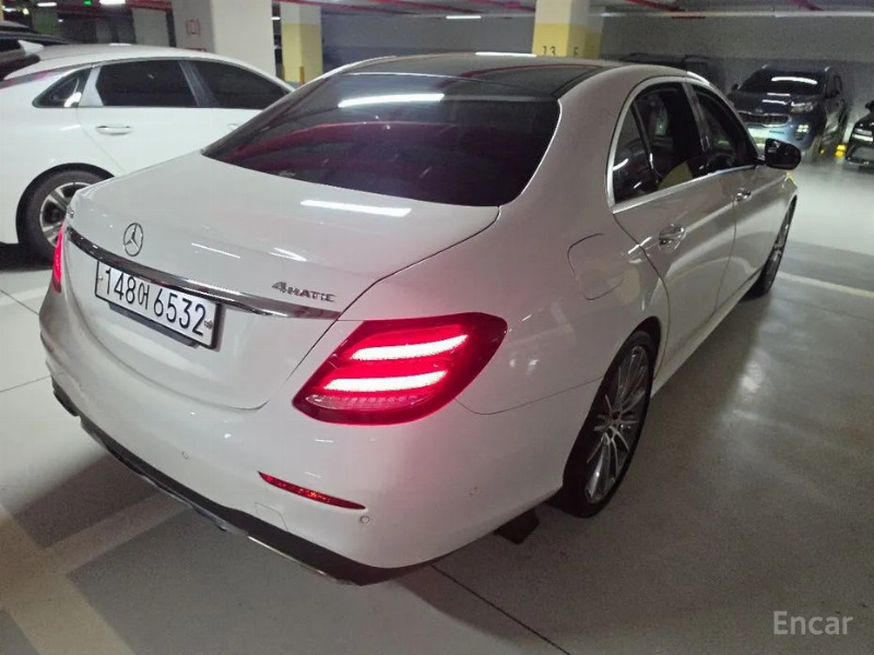 car Mercedes E-Class id340362 photo #4
