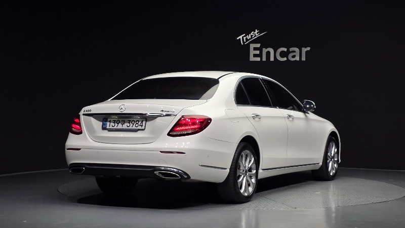 car Mercedes E-Class id340613 photo #2
