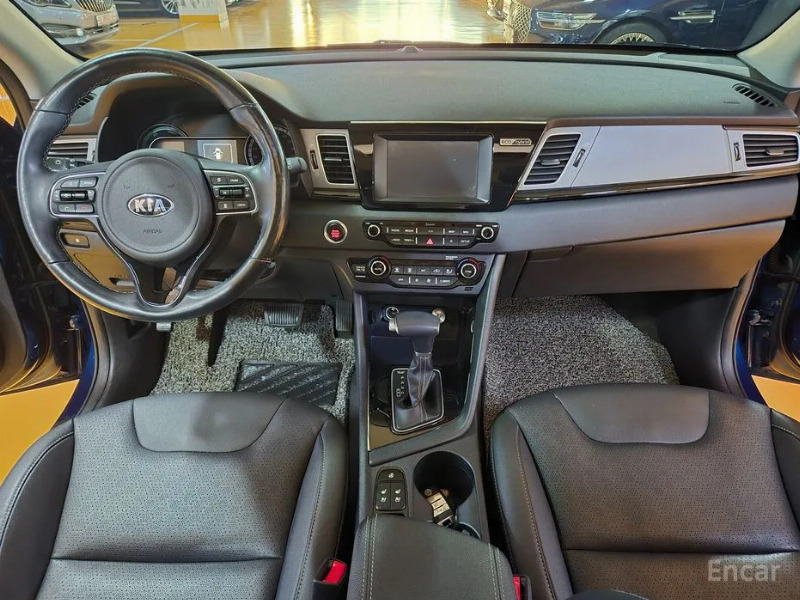 car KIA Niro id340636 photo #10