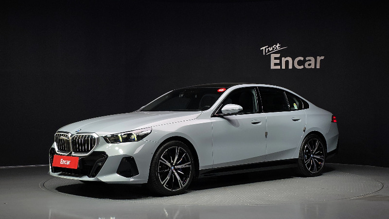 car BMW 5 Series id340714 main photo