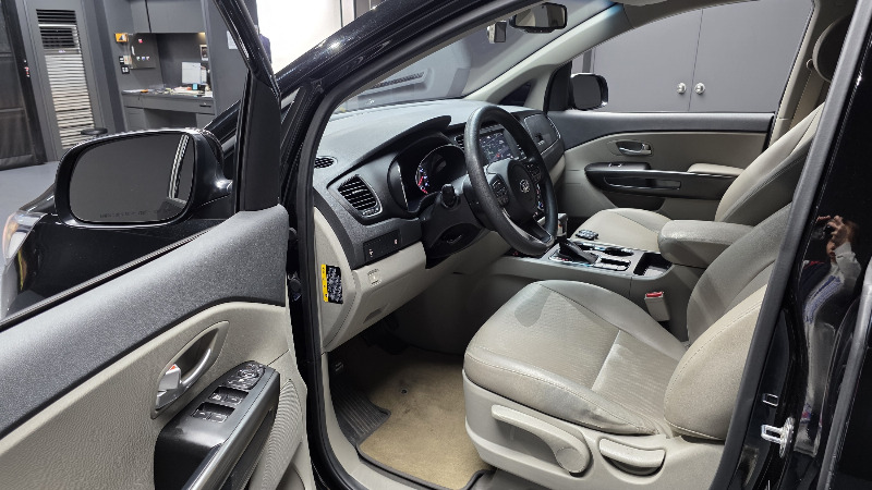 car KIA Carnival id340808 photo #10