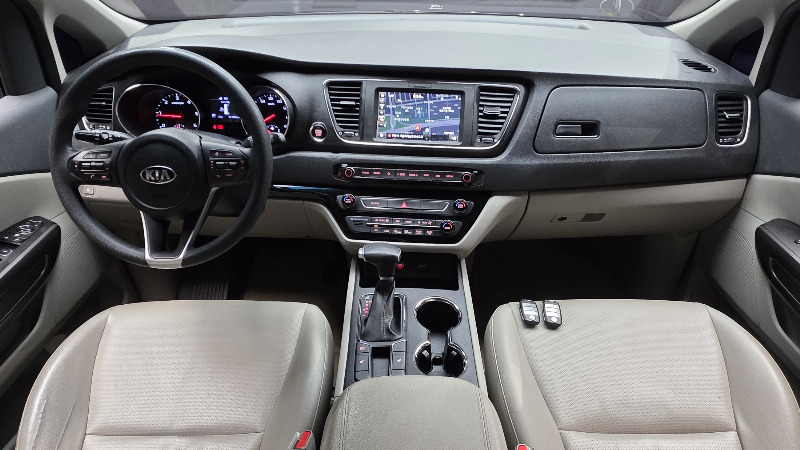 car KIA Carnival id340808 photo #7