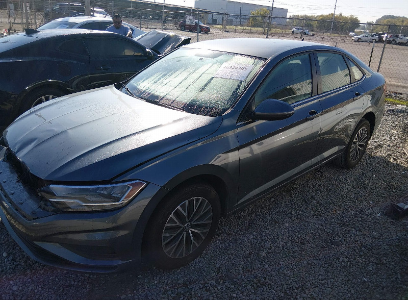 car Volkswagen Jetta id340847 photo #2