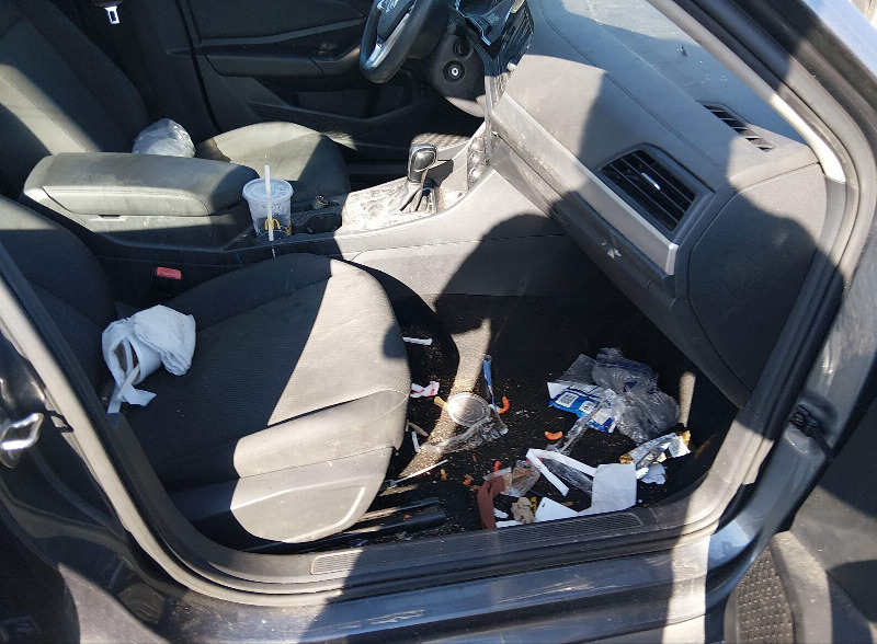car Volkswagen Jetta id340847 photo #5