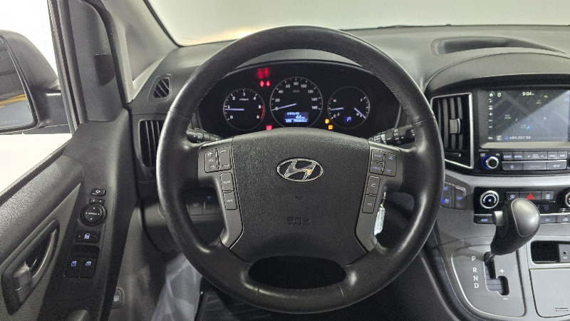 car Hyundai Grand Starex id340876 photo #12