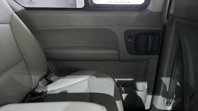 car Hyundai Grand Starex id340876 photo #25