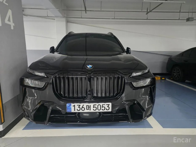 car BMW X7 id340943 photo #2