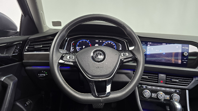 car Volkswagen Jetta id341201 photo #13