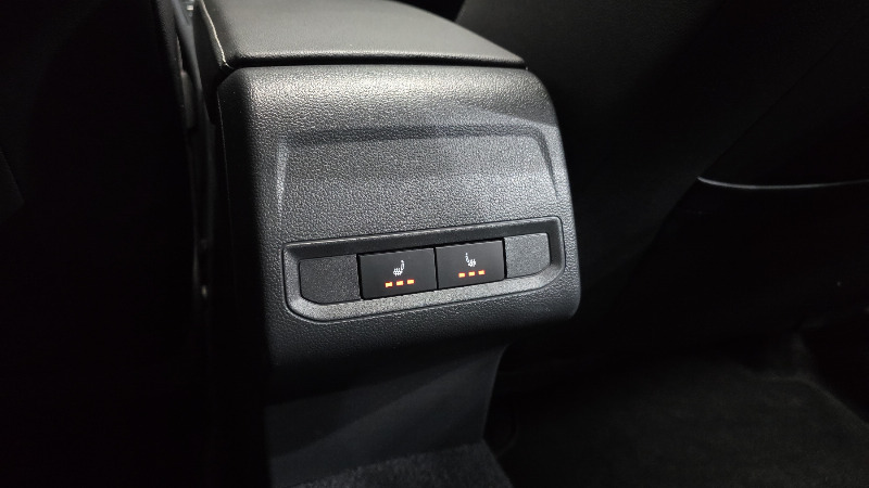 car Volkswagen Jetta id341201 photo #28