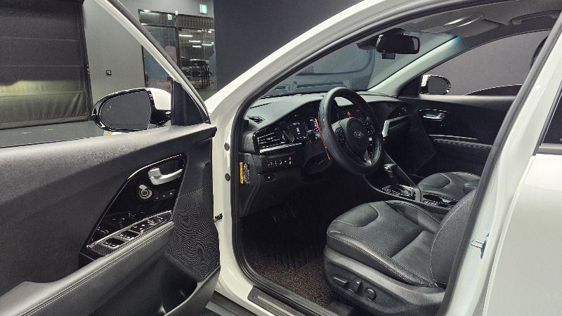 car KIA Niro id341229 photo #10