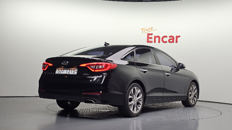 car Hyundai Sonata id341497 photo #2