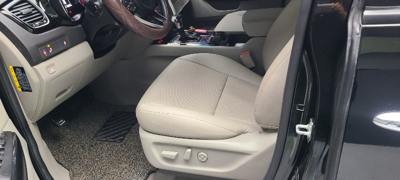 car KIA Carnival id341537 photo #6