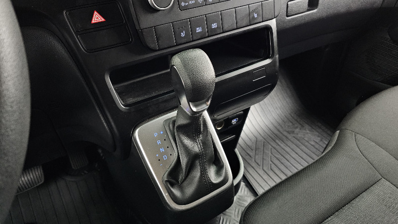 car Hyundai Staria id341567 photo #9