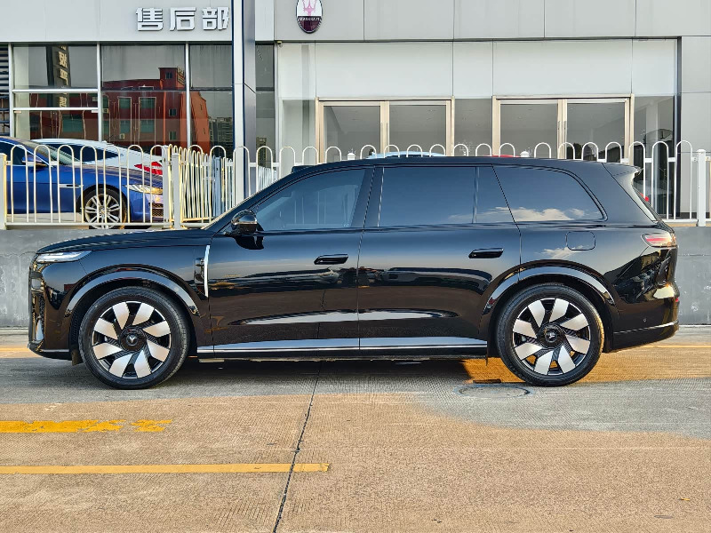 car Voyah Taishan X8 id341806 photo #3