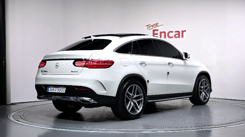 car Mercedes GLE id341809 photo #2