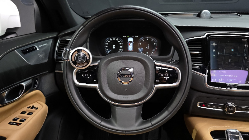 car Volvo XC90 id341987 photo #13