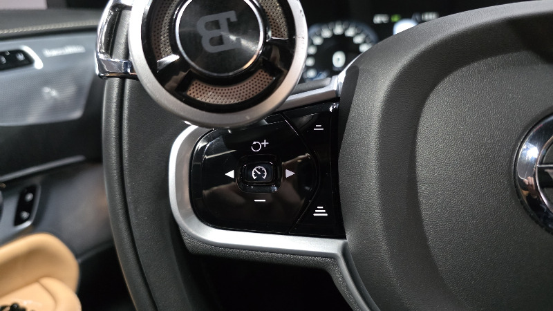 car Volvo XC90 id341987 photo #17