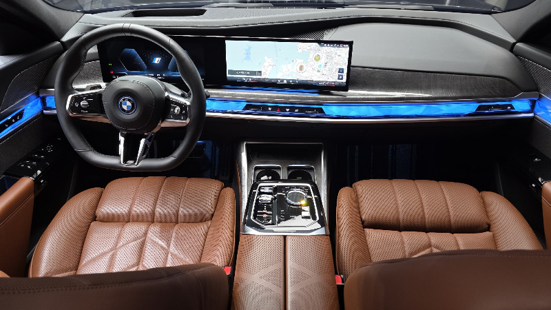 car BMW i7 id342181 photo #7