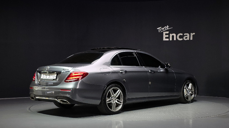 car Mercedes E-Class id342879 photo #2