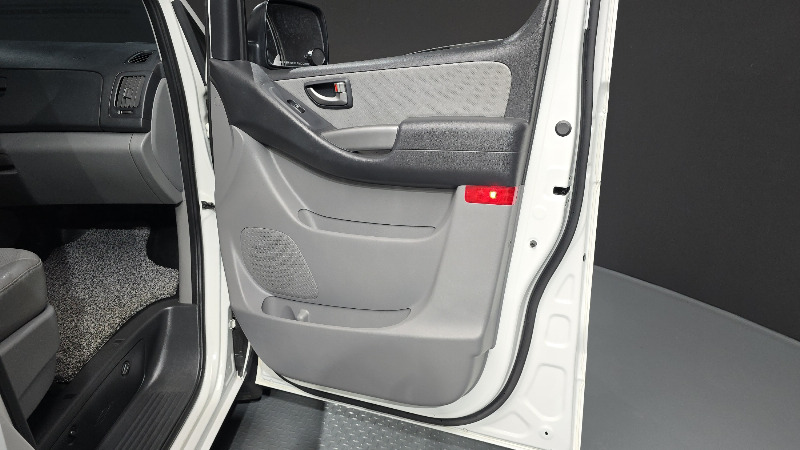 car Hyundai Grand Starex id342888 photo #25