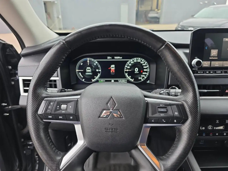 car Mitsubishi Outlander id343111 photo #18