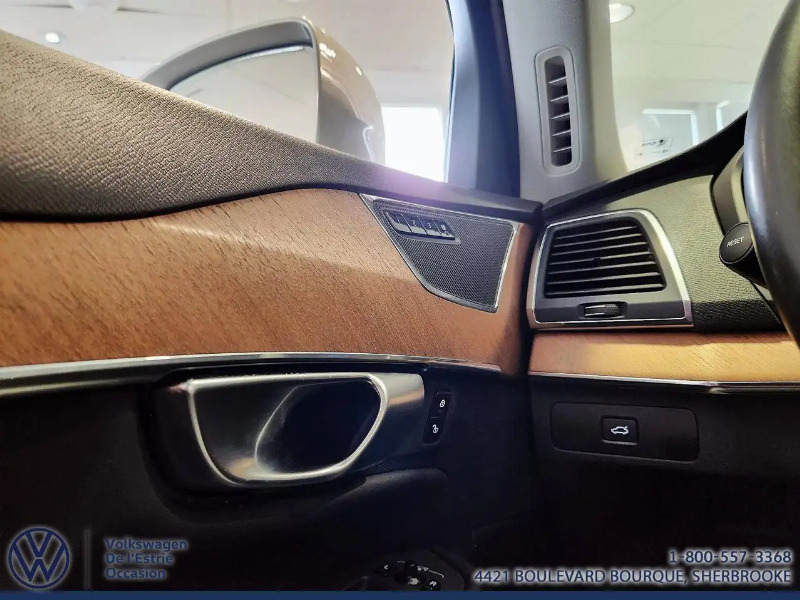 car Volvo XC90 id343151 photo #24
