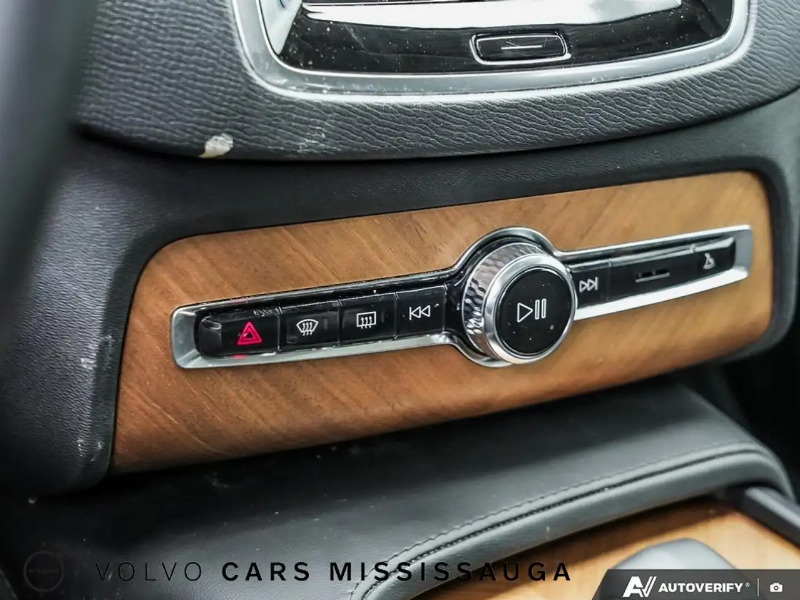 car Volvo XC90 id343167 photo #20