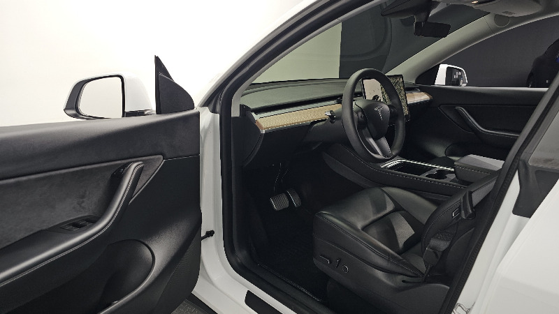 car Tesla Model Y id343337 photo #10