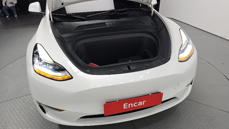 car Tesla Model Y id343337 photo #6