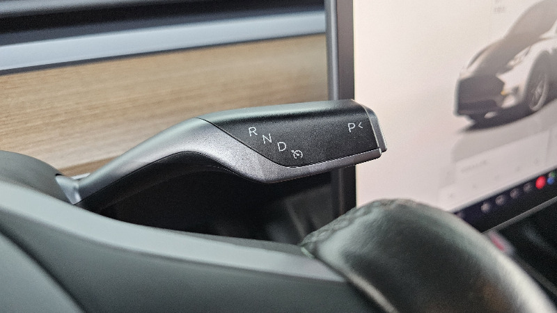 car Tesla Model Y id343361 photo #9