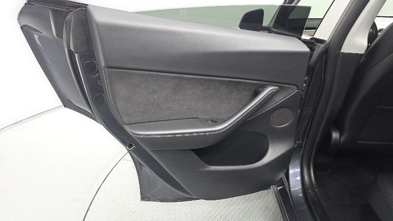 car Tesla Model Y id343364 photo #25