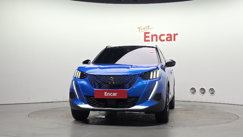 car Peugeot e2008 id343370 photo #3