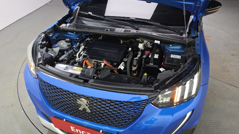 car Peugeot e2008 id343370 photo #6