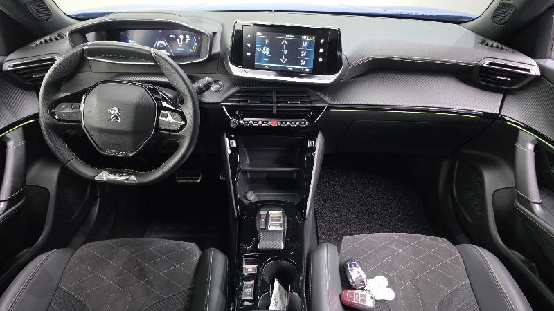 car Peugeot e2008 id343370 photo #7