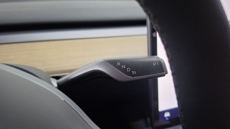 car Tesla Model Y id343379 photo #9