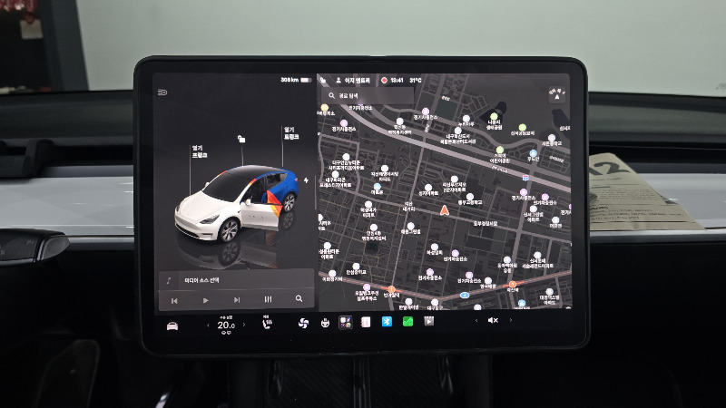 car Tesla Model Y id343397 photo #14