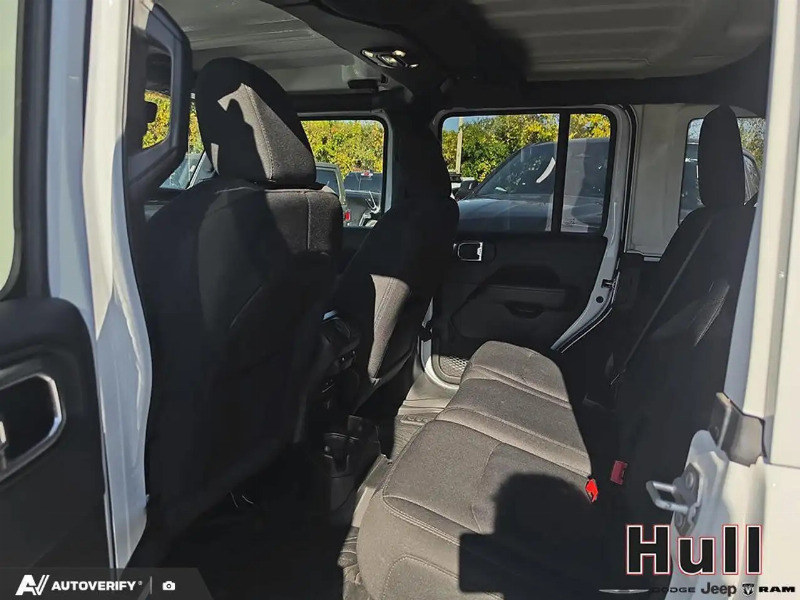 car Jeep Wrangler id343457 photo #22