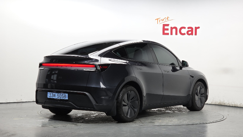 car Tesla Model Y id344491 photo #2