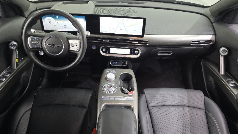 car Genesis GV60 id344563 photo #7