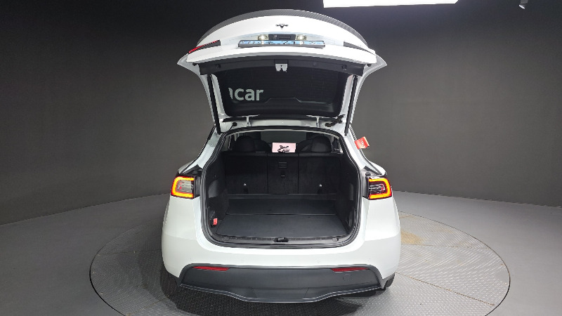 car Tesla Model Y id344580 photo #19