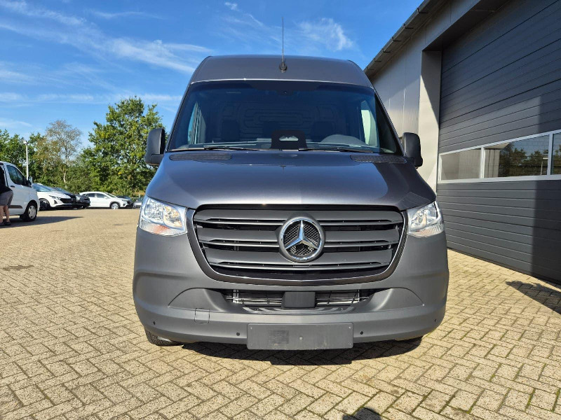 car Mercedes Sprinter id345018 photo #16